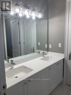 3116 Parsonage Crescent, Oakville, Ontario  L6H 0T9 - Photo 8 - W12830296