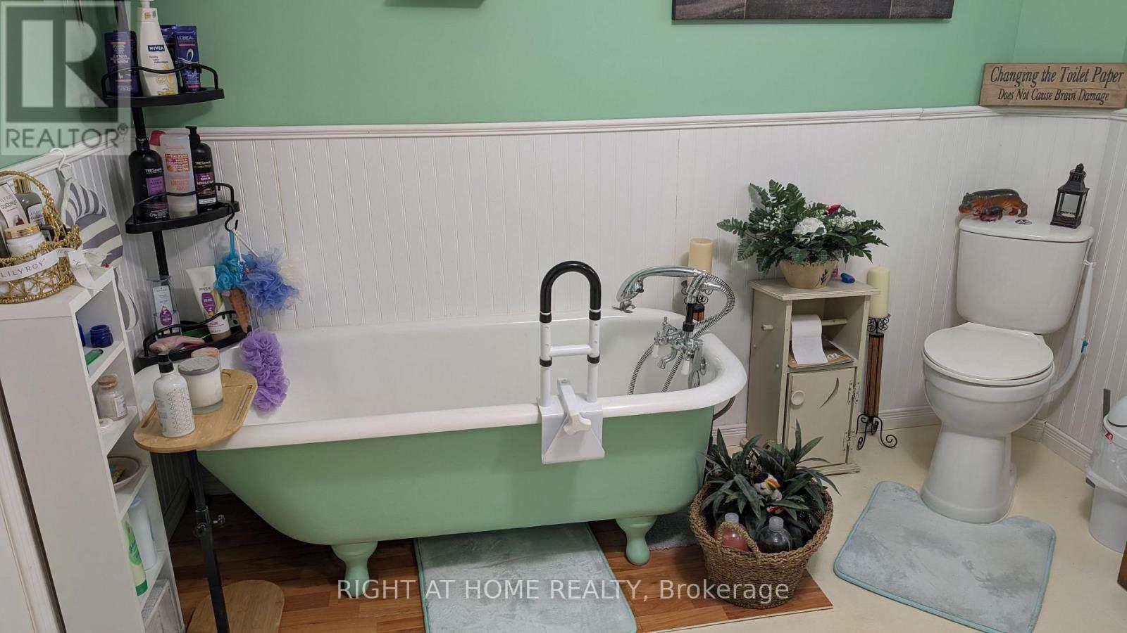 368 Levesque Street, West Nipissing, Ontario  P2B 3C9 - Photo 13 - X12830258