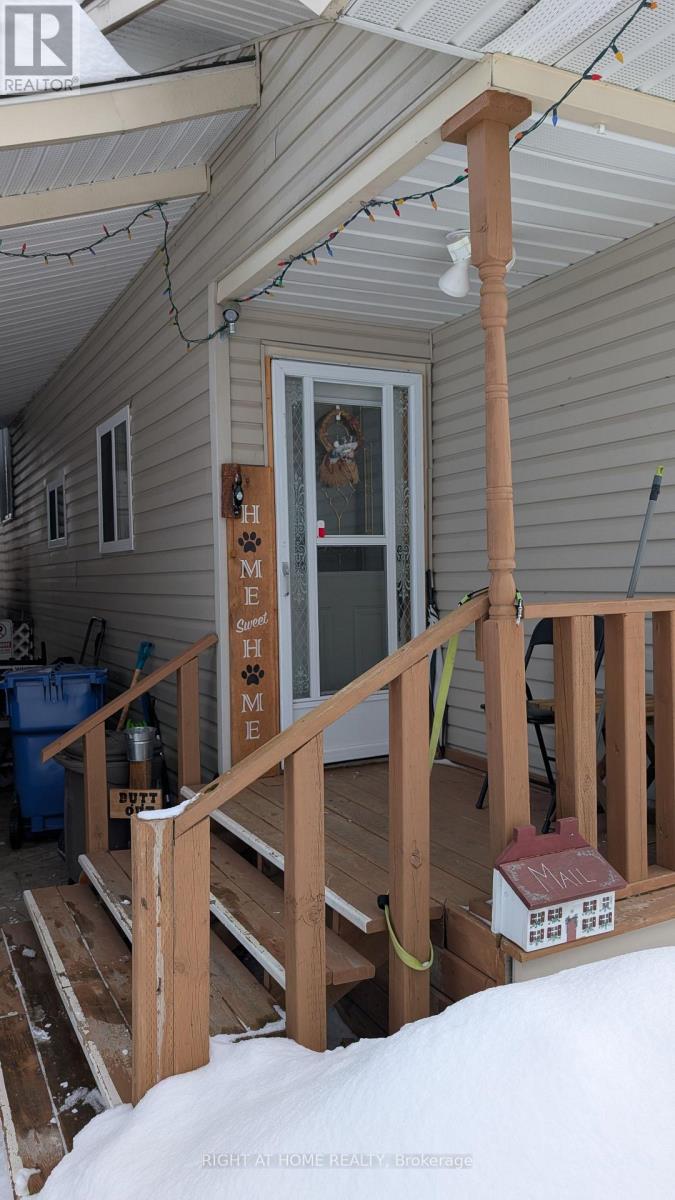 368 Levesque Street, West Nipissing, Ontario  P2B 3C9 - Photo 3 - X12830258