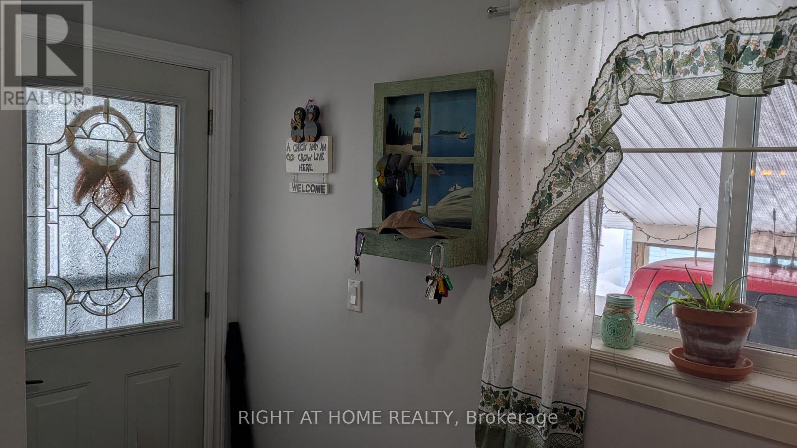 368 Levesque Street, West Nipissing, Ontario  P2B 3C9 - Photo 4 - X12830258