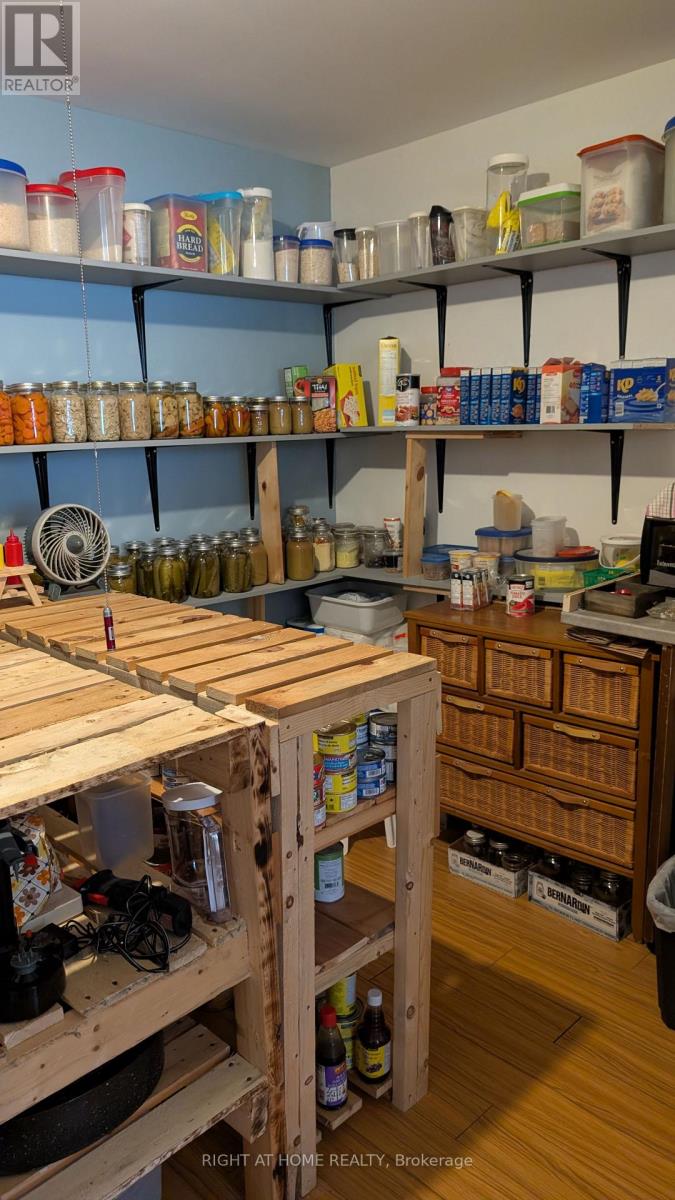 368 Levesque Street, West Nipissing, Ontario  P2B 3C9 - Photo 8 - X12830258