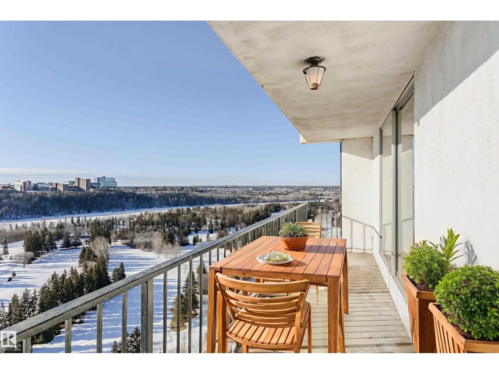 #1004 11307 99 AV NW, edmonton, Alberta