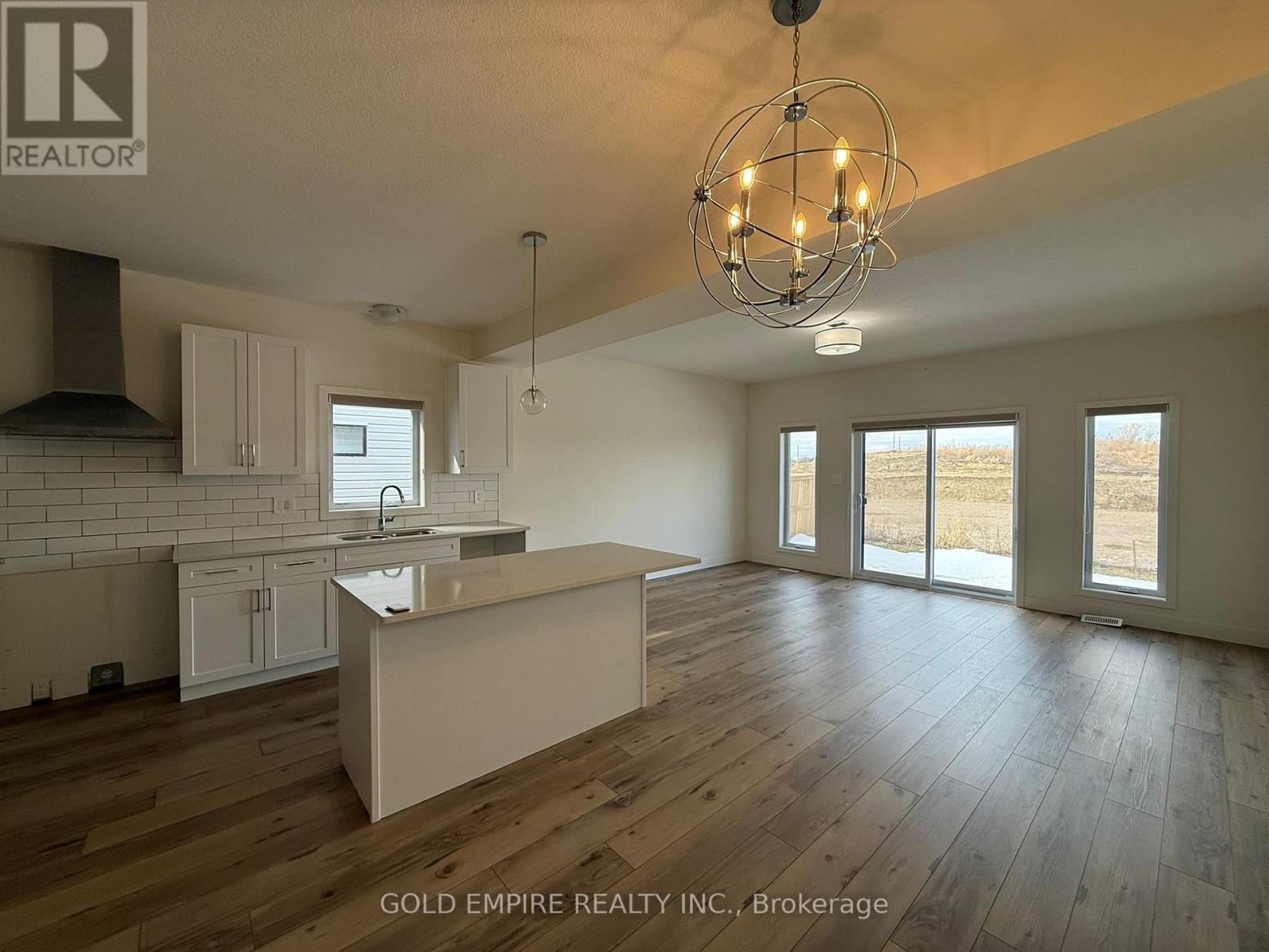 Upper - 1612 Capri Crescent, London North, Ontario  N6G 3P2 - Photo 11 - X12830334