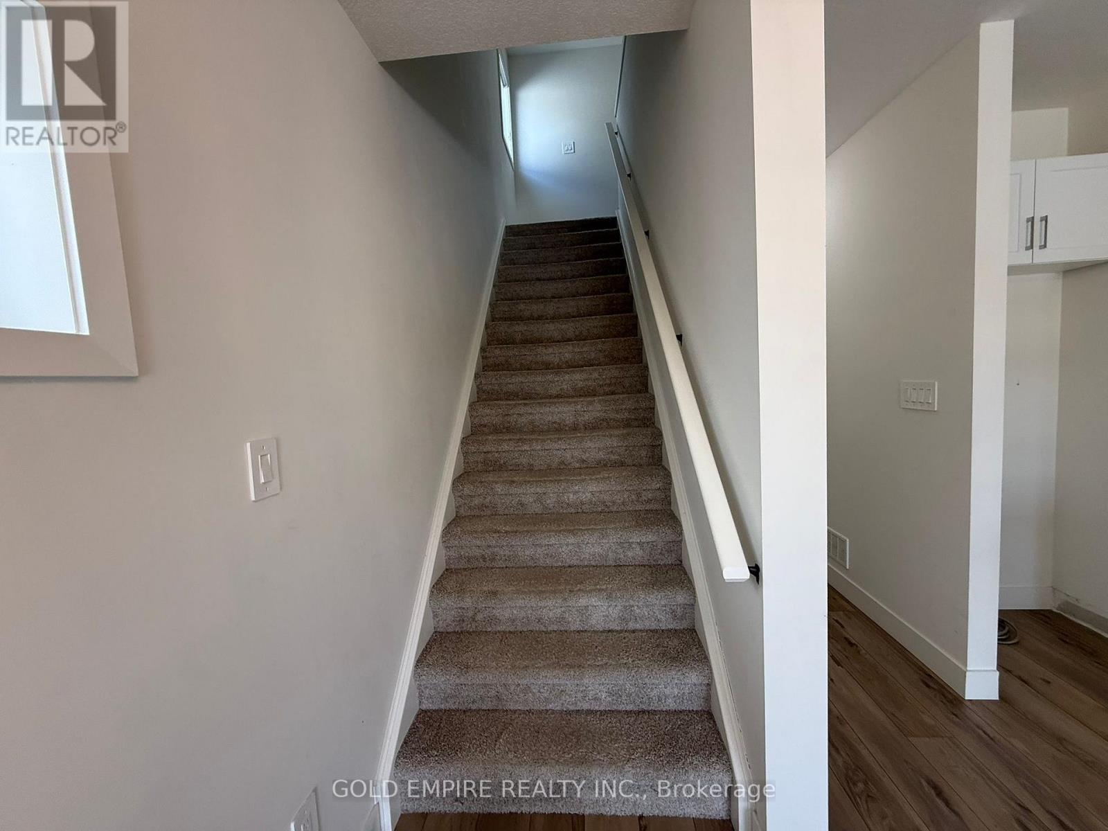 Upper - 1612 Capri Crescent, London North, Ontario  N6G 3P2 - Photo 14 - X12830334