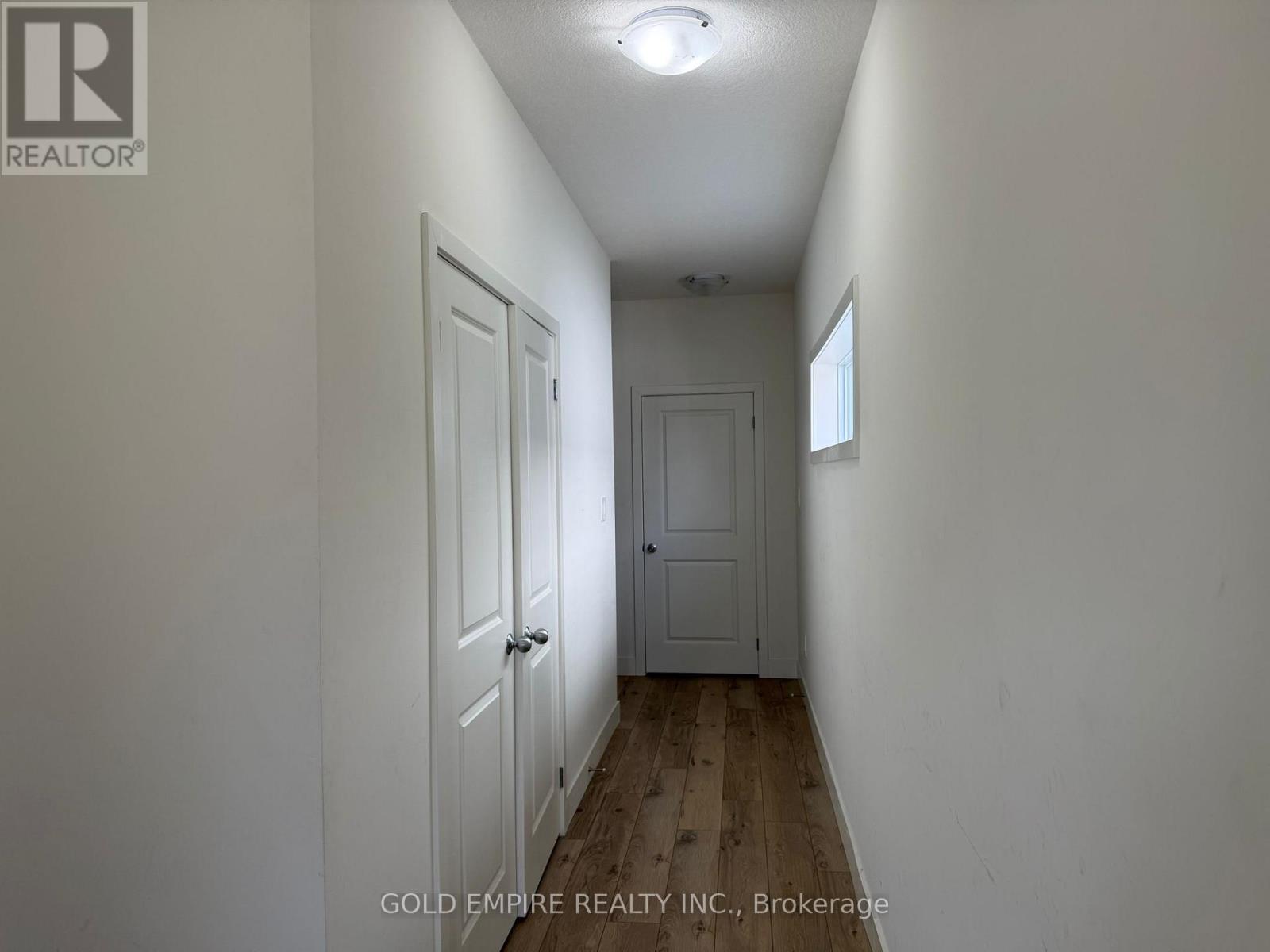 Upper - 1612 Capri Crescent, London North, Ontario  N6G 3P2 - Photo 2 - X12830334