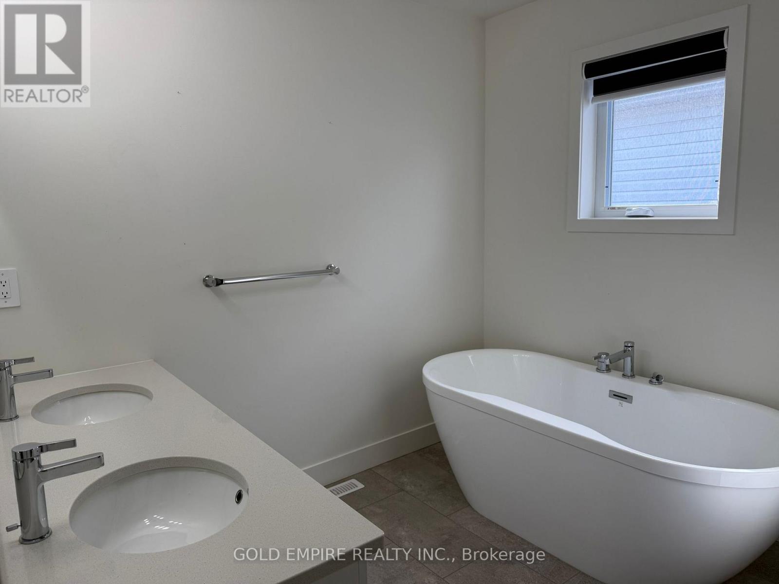 Upper - 1612 Capri Crescent, London North, Ontario  N6G 3P2 - Photo 22 - X12830334