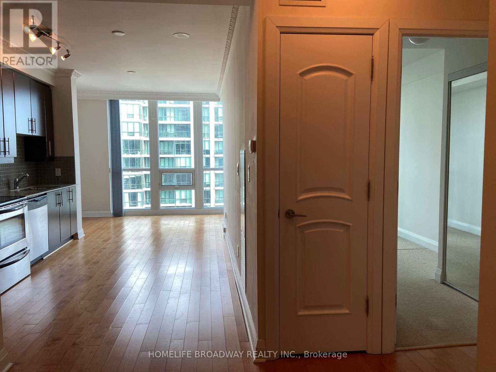 3606 - 16 Harbour Street, Toronto, Ontario  M5J 2Z7 - Photo 4 - C12830312