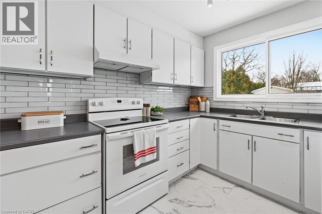 2112 Cavendish Drive, Burlington, Ontario  L7P 1Z3 - Photo 15 - 40808402