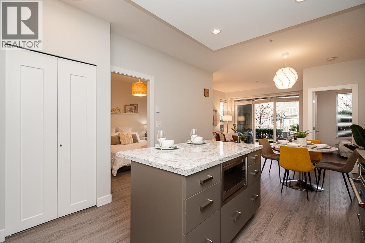 210 3399 Noel Drive, Burnaby, British Columbia  V3J 0G8 - Photo 14 - R3090454