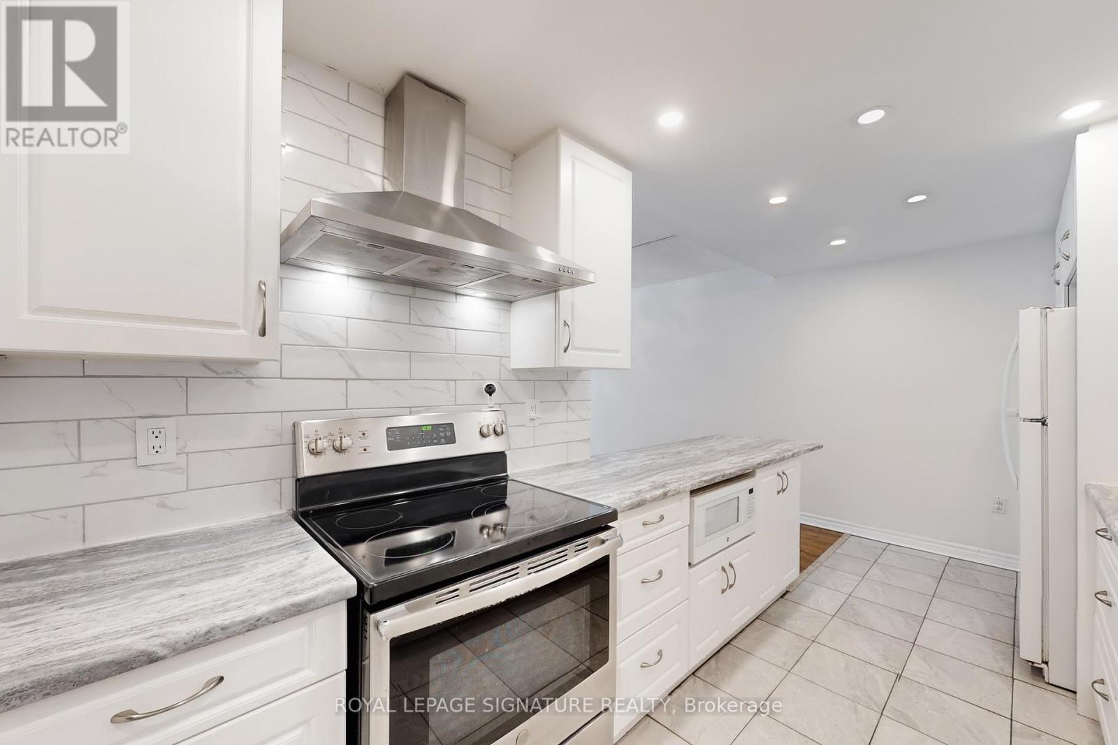 109 - 1535 Diefenbaker Court, Pickering, Ontario  L1V 3W2 - Photo 11 - E12830324