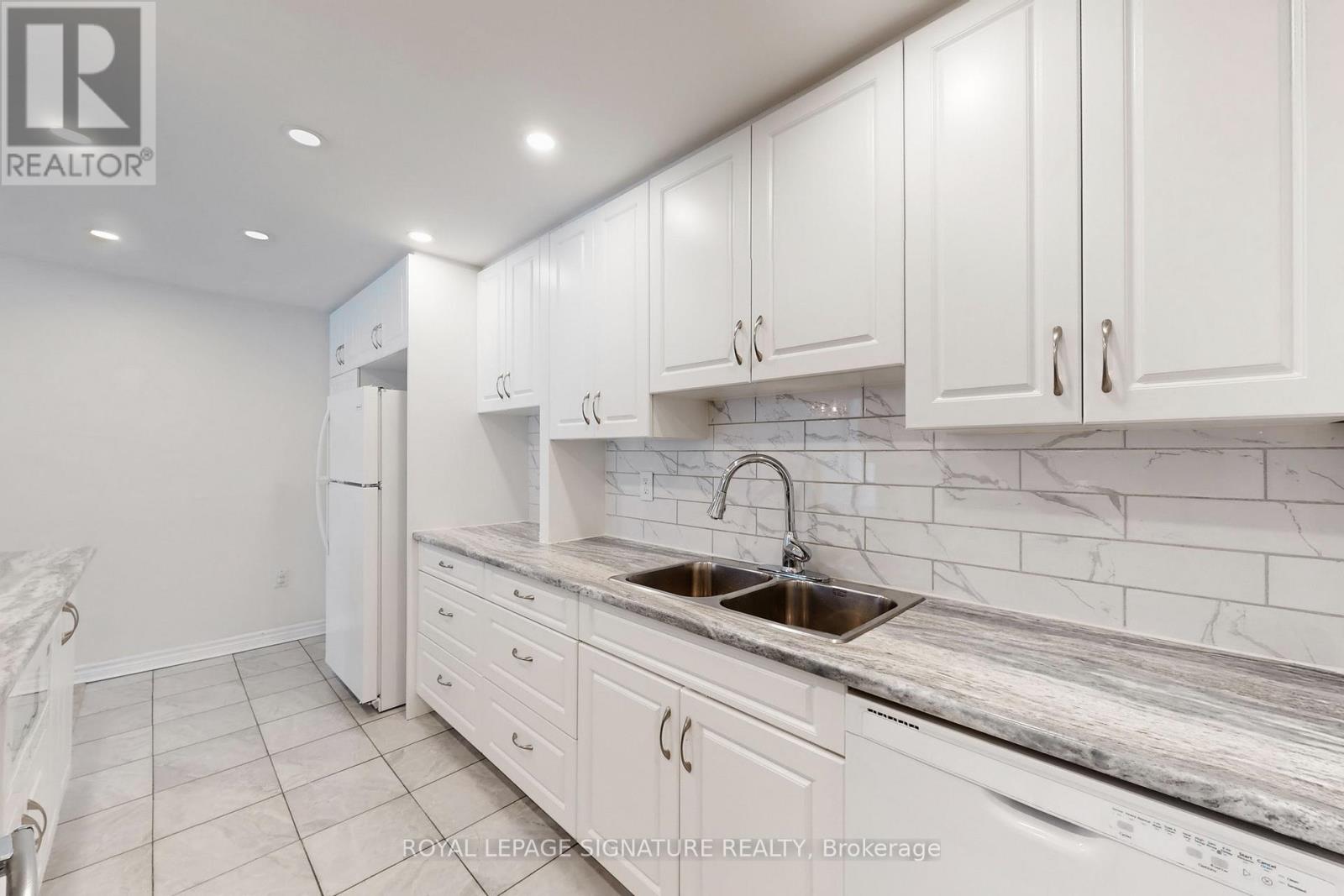 109 - 1535 Diefenbaker Court, Pickering, Ontario  L1V 3W2 - Photo 12 - E12830324