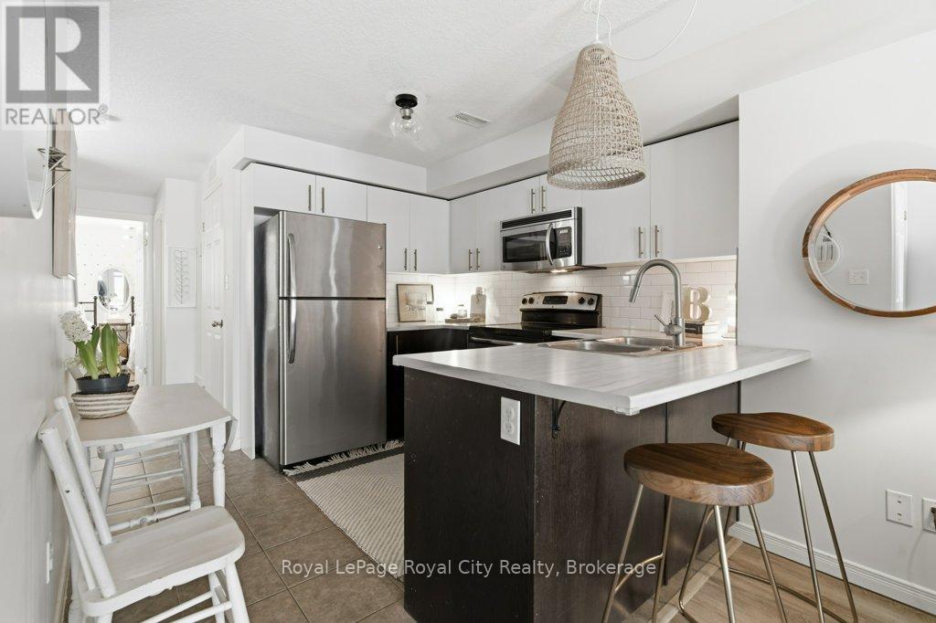 104 - 35 Mountford Drive, Guelph, Ontario  N1E 0G6 - Photo 9 - X12823528