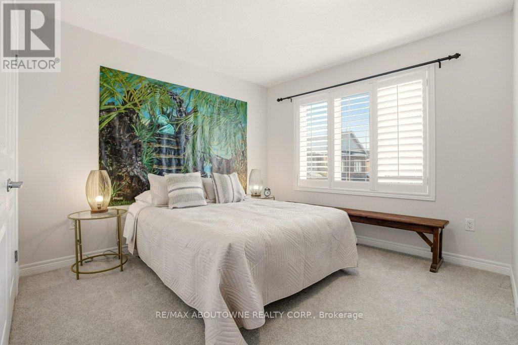 4174 Galileo Common, Burlington, Ontario  L7L 0G7 - Photo 13 - W12797346