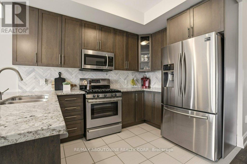 4174 Galileo Common, Burlington, Ontario  L7L 0G7 - Photo 5 - W12797346