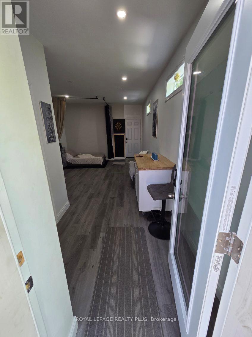 58 East 22nd Street, Hamilton, Ontario  L8V 2V3 - Photo 14 - X12826880