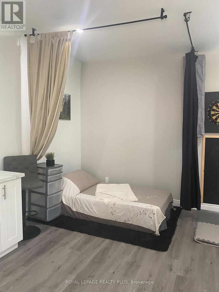 58 East 22nd Street, Hamilton, Ontario  L8V 2V3 - Photo 20 - X12826880