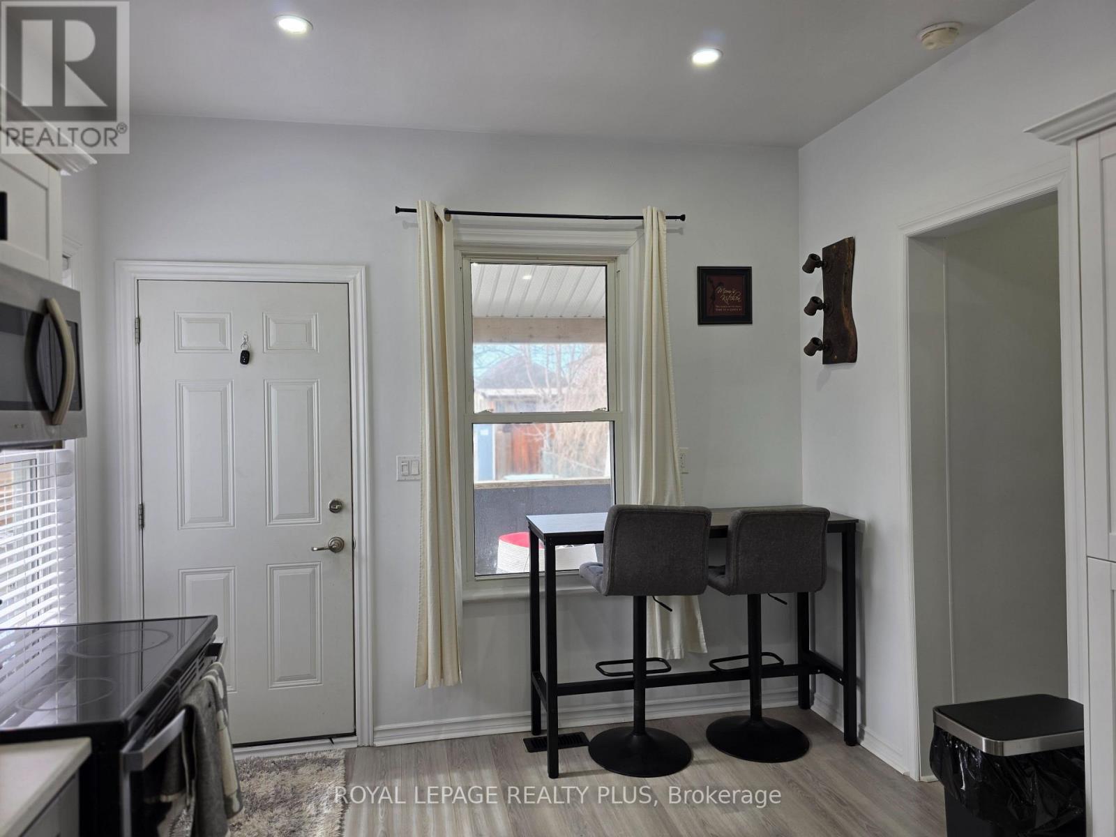 58 East 22nd Street, Hamilton, Ontario  L8V 2V3 - Photo 12 - X12826880