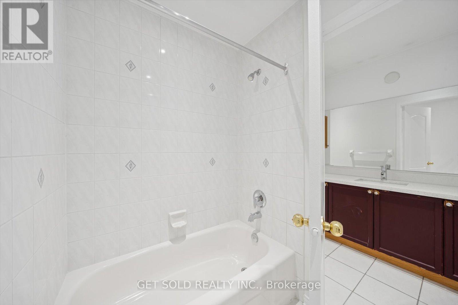 36 Field Thistle Drive, Brampton, Ontario  L6R 3A8 - Photo 26 - W12830316