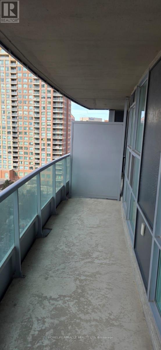 1204 - 33 Elm Drive W, Mississauga, Ontario  L5B 4M2 - Photo 6 - W12830320