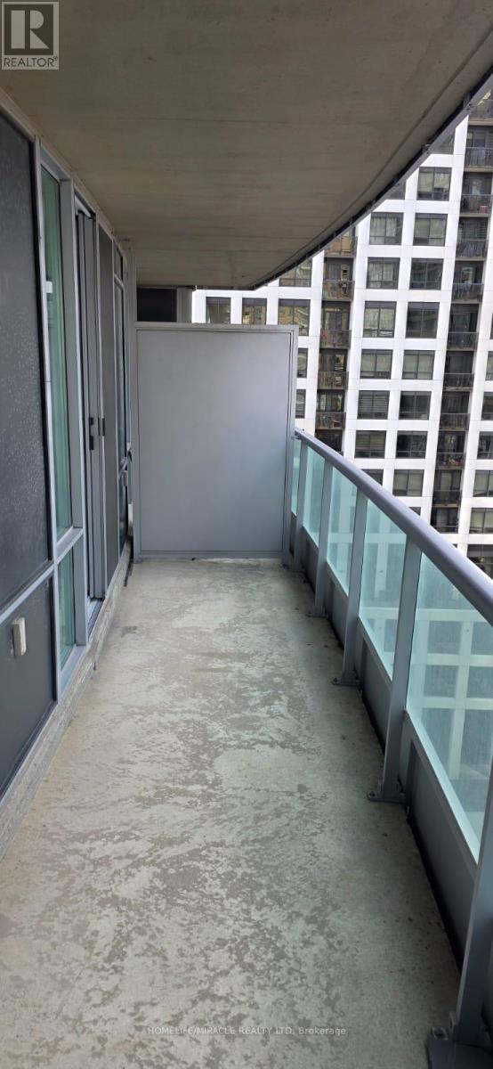 1204 - 33 Elm Drive W, Mississauga, Ontario  L5B 4M2 - Photo 7 - W12830320