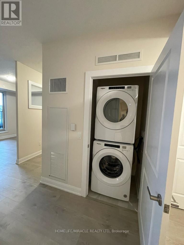 301 - 3220 William Colston Avenue, Oakville, Ontario  L6H 7X9 - Photo 11 - W12830332