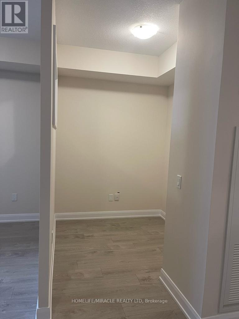 301 - 3220 William Colston Avenue, Oakville, Ontario  L6H 7X9 - Photo 22 - W12830332