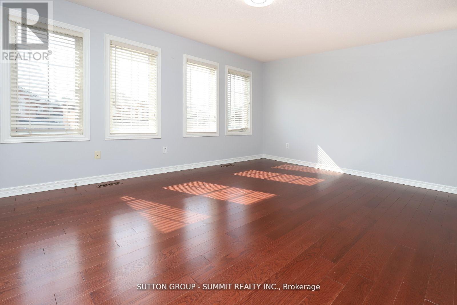 Upper - 1087 Abbott Street, Milton (De Dempsey), Ontario  L9T 5P5 - Photo 26 - W12830340