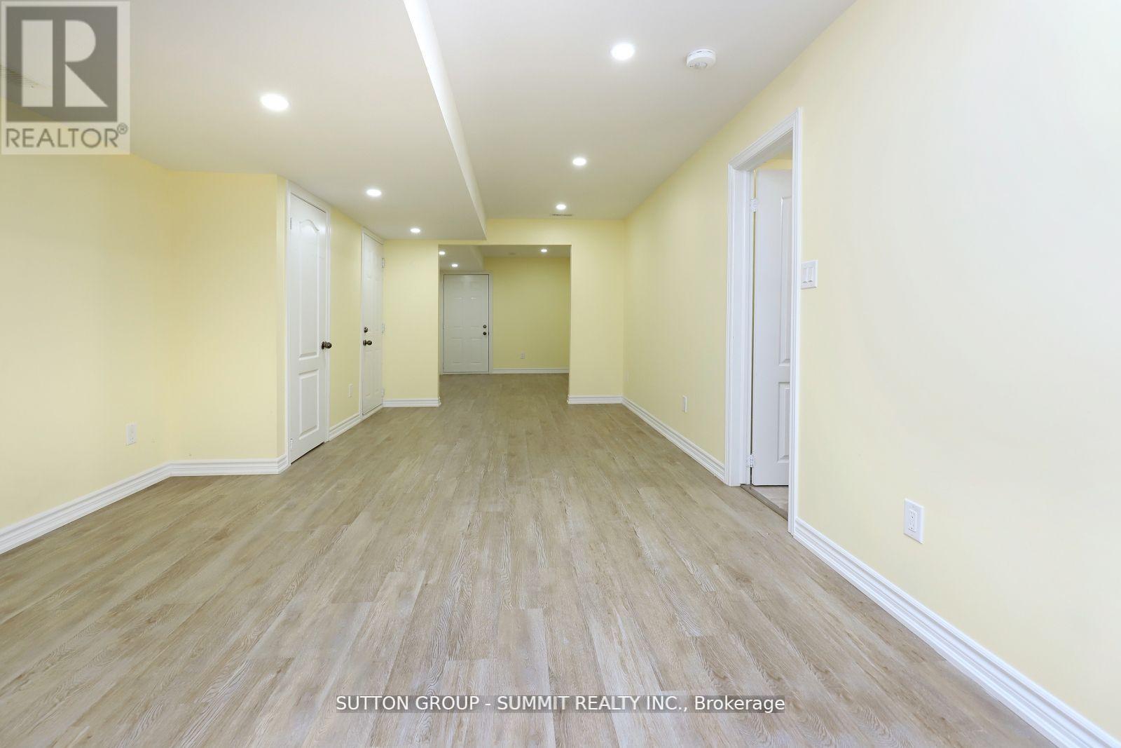 Upper - 1087 Abbott Street, Milton (De Dempsey), Ontario  L9T 5P5 - Photo 30 - W12830340