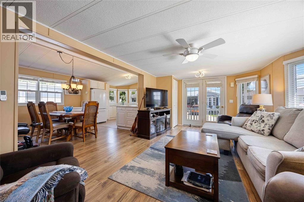 5700 Blackwell Sideroad Unit# 266, Sarnia, Ontario  N7W 1B7 - Photo 9 - 26004216