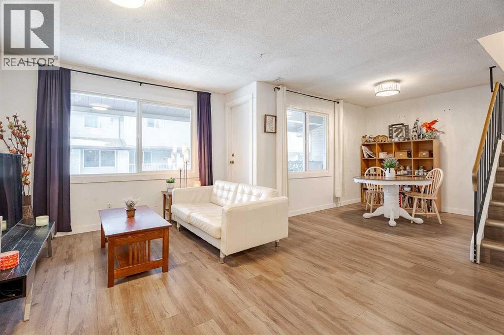 424, 200 Brookpark Drive Sw, Calgary, Alberta  T2W 3E5 - Photo 6 - A2281367