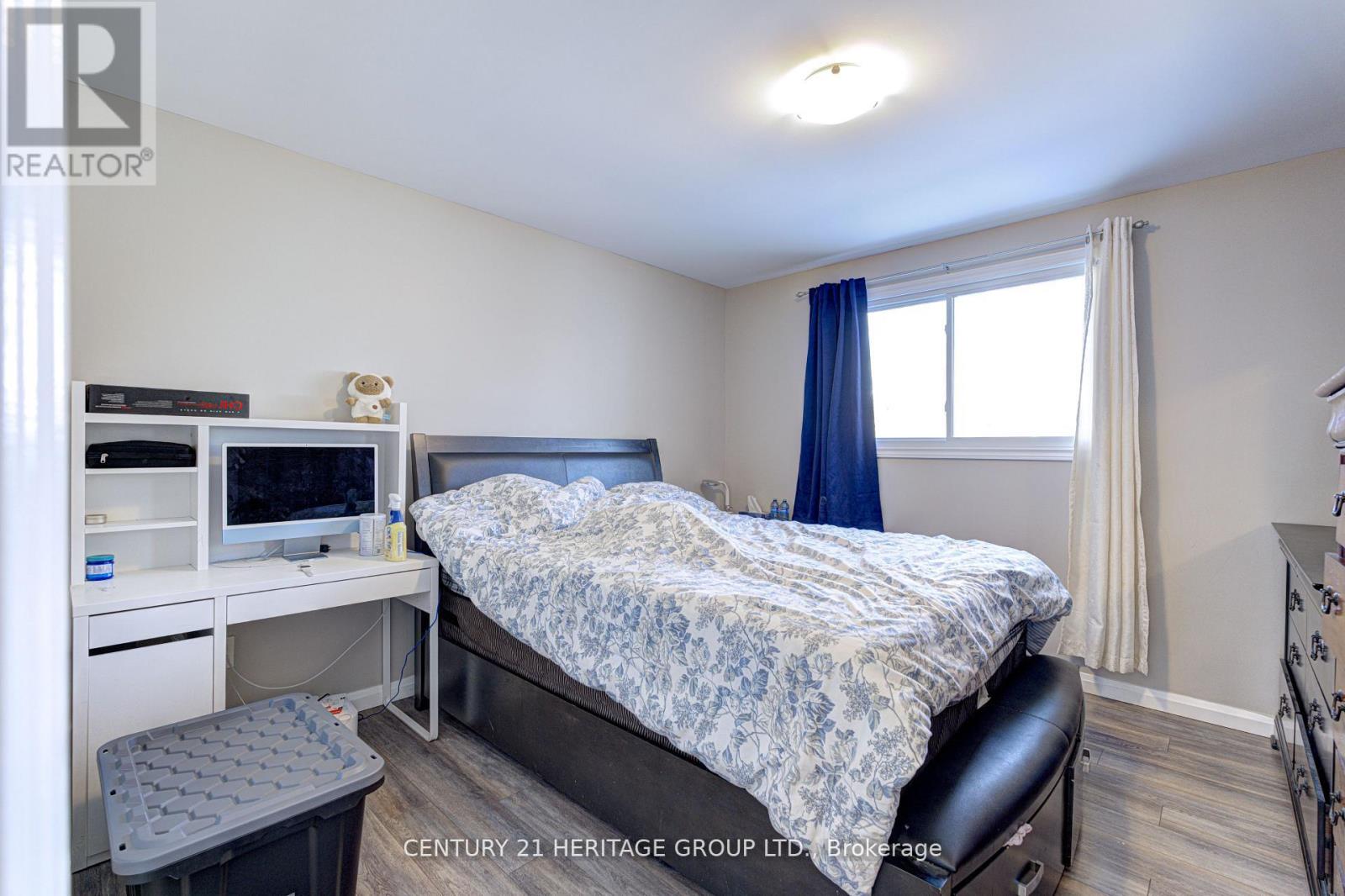 92 Horning Drive, Hamilton, Ontario  L9C 6L1 - Photo 12 - X12830308