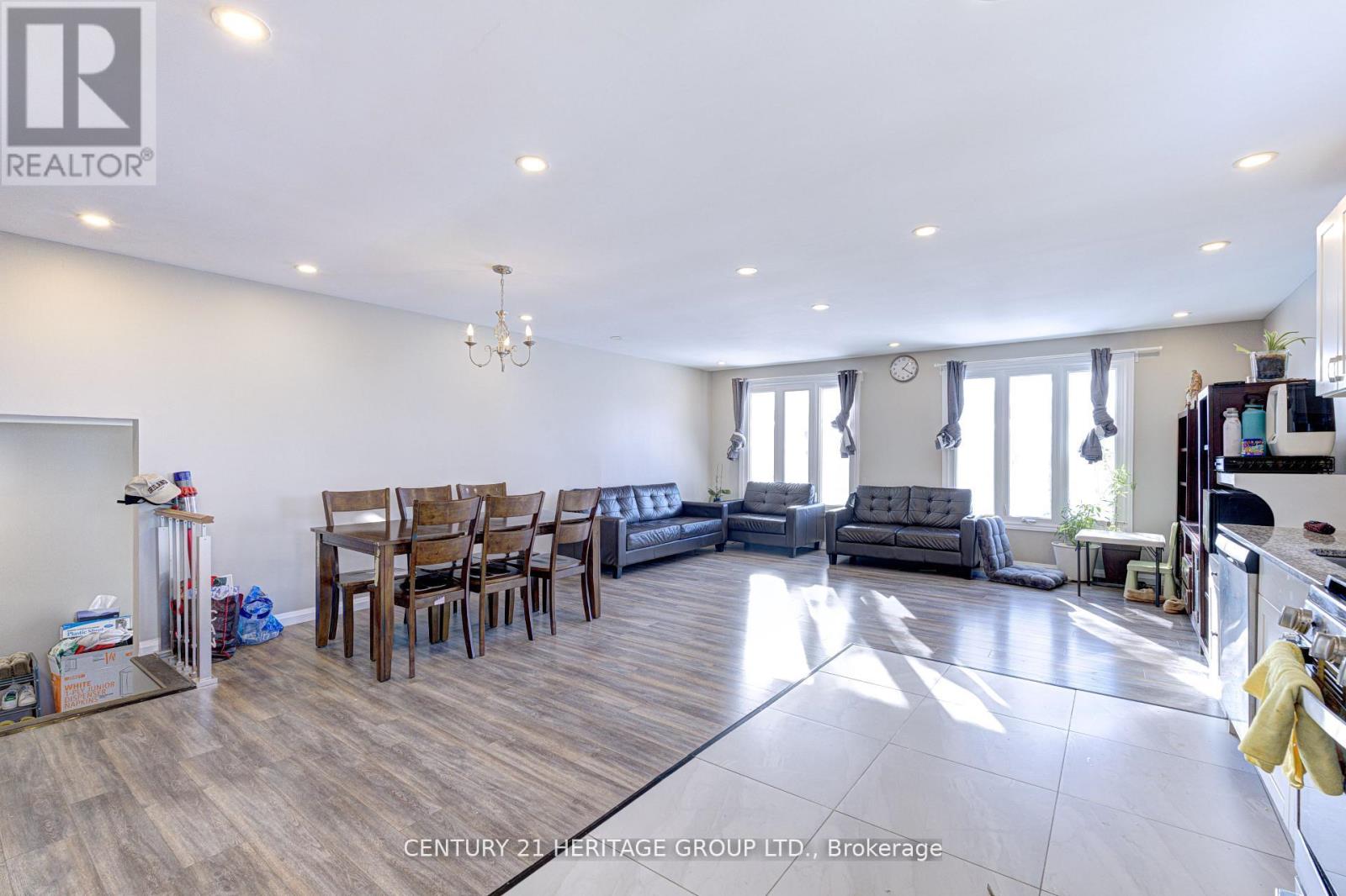 92 Horning Drive, Hamilton, Ontario  L9C 6L1 - Photo 16 - X12830308