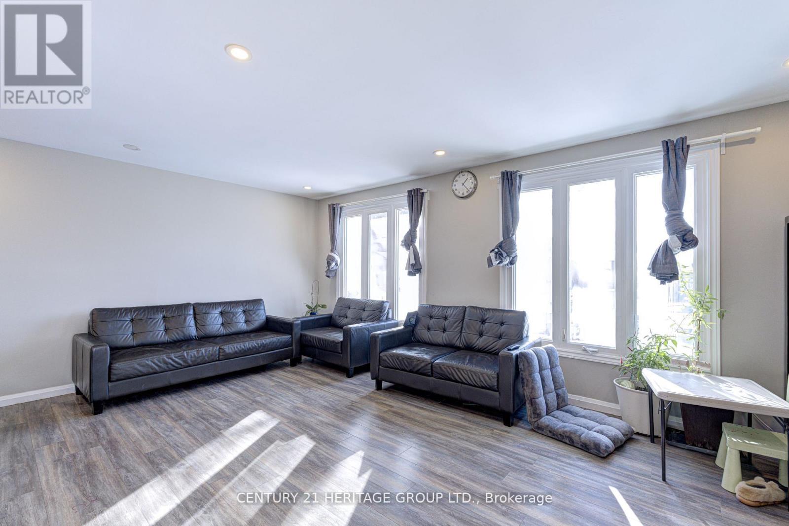 92 Horning Drive, Hamilton, Ontario  L9C 6L1 - Photo 23 - X12830308