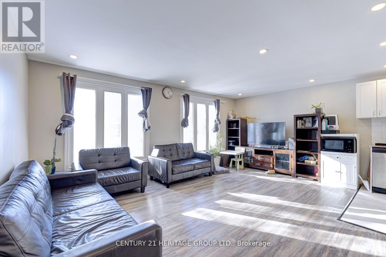 92 Horning Drive, Hamilton, Ontario  L9C 6L1 - Photo 25 - X12830308