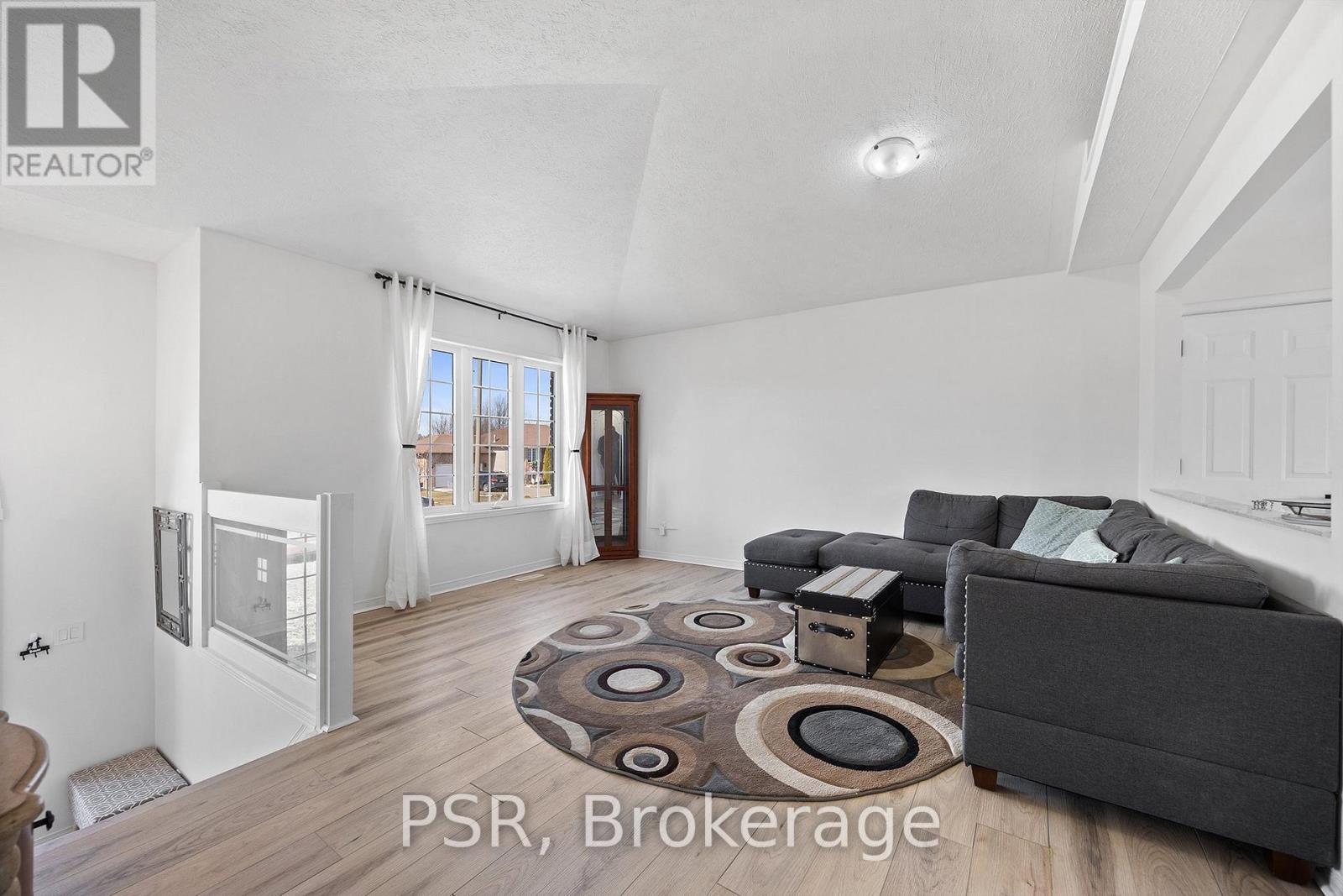 120 Pierella Drive, Lakeshore, Ontario  N8L 0Z4 - Photo 8 - X12830330