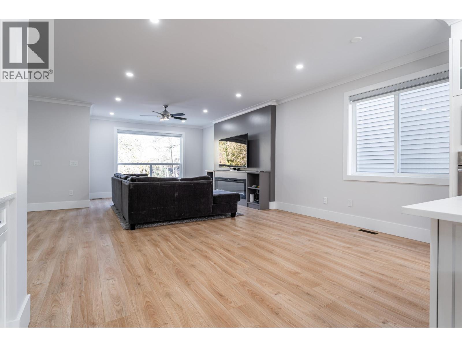 3409 Victoria Drive, Coquitlam, British Columbia V3B 2V5 - Photo 7 - R3094329