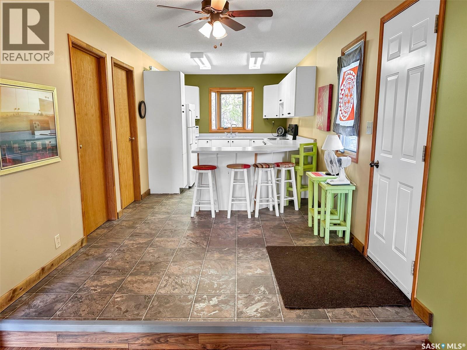 205 Wall Ridge Trail, Lac Pelletier Rm No. 107, Saskatchewan  S0N 2Y0 - Photo 3 - SK029394