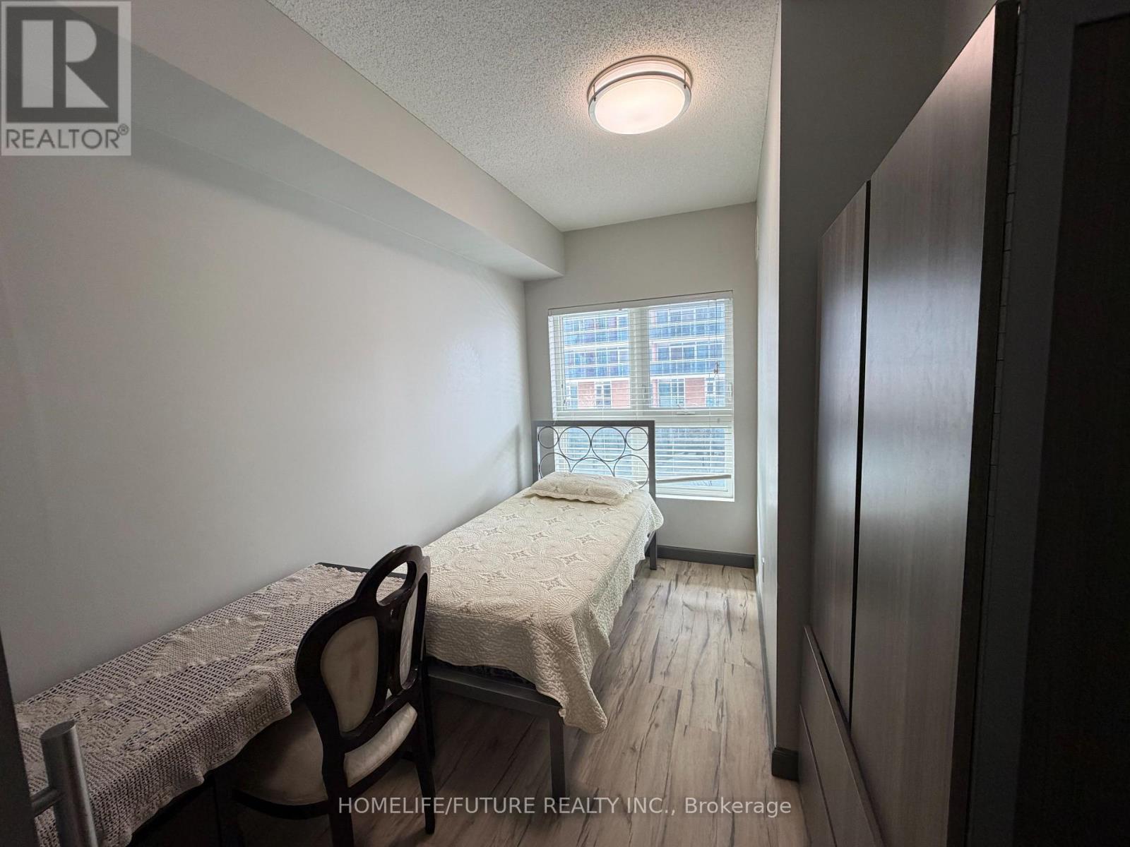 237 - 258b Sunview Street, Waterloo, Ontario  N2L 0H7 - Photo 9 - X12763428