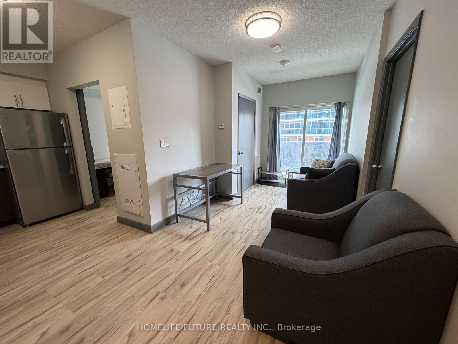 237 - 258b Sunview Street, Waterloo, Ontario  N2L 0H7 - Photo 5 - X12763428