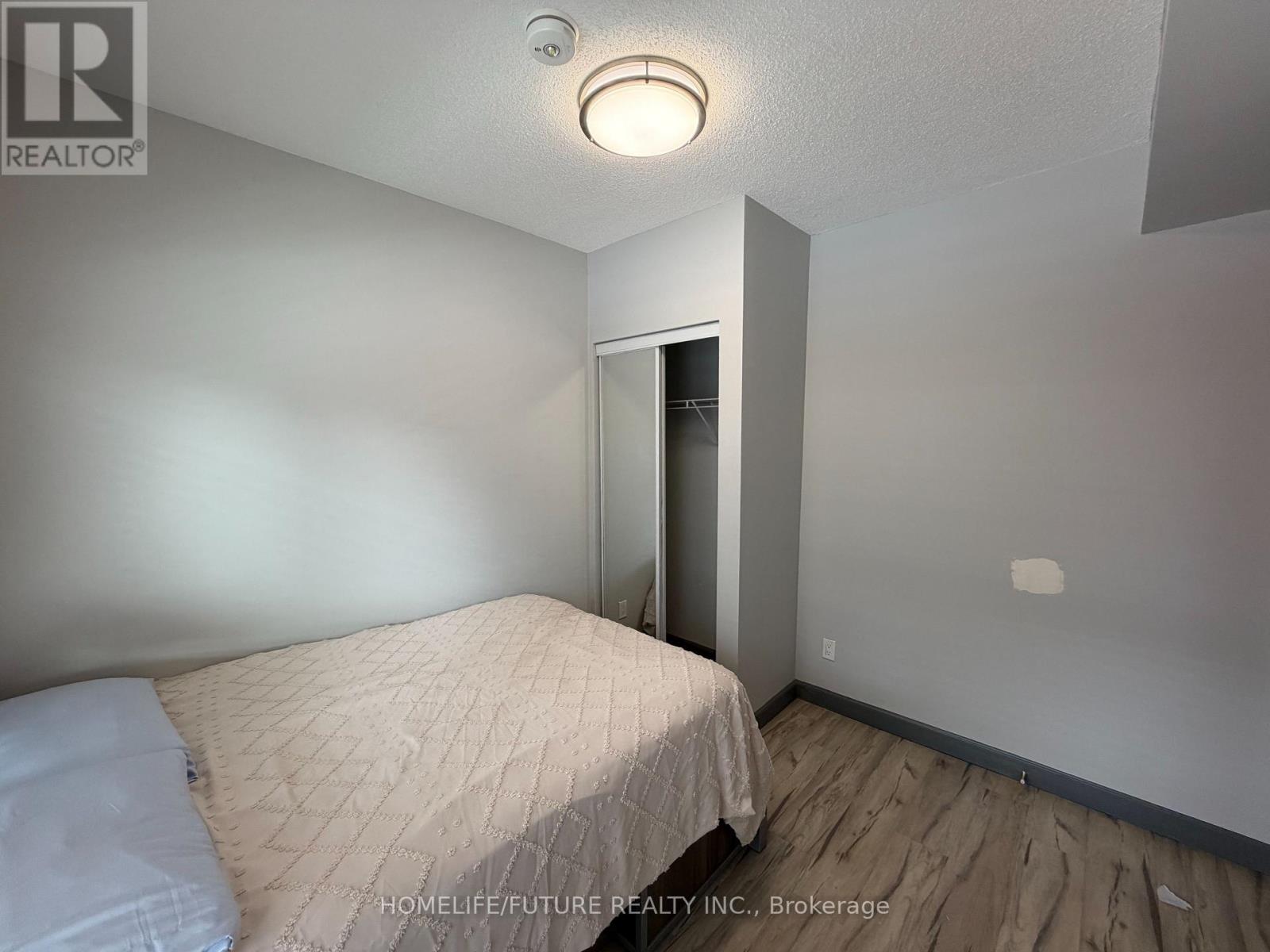 237 - 258b Sunview Street, Waterloo, Ontario  N2L 0H7 - Photo 7 - X12763428