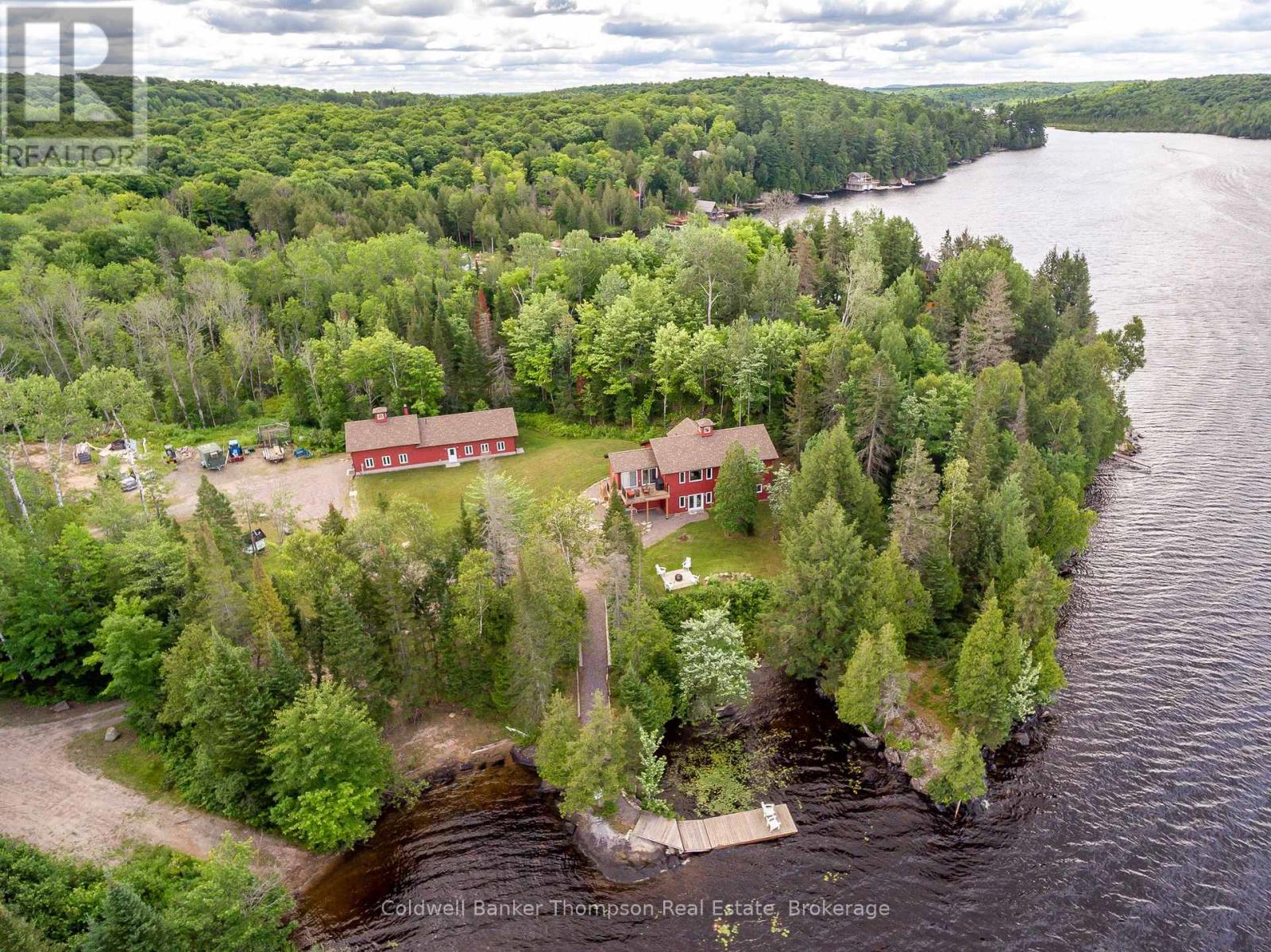 <div class="slider-price">$1,599,900</div><p>35 Audrey Smith Road, Magnetawan, Ontario</p>