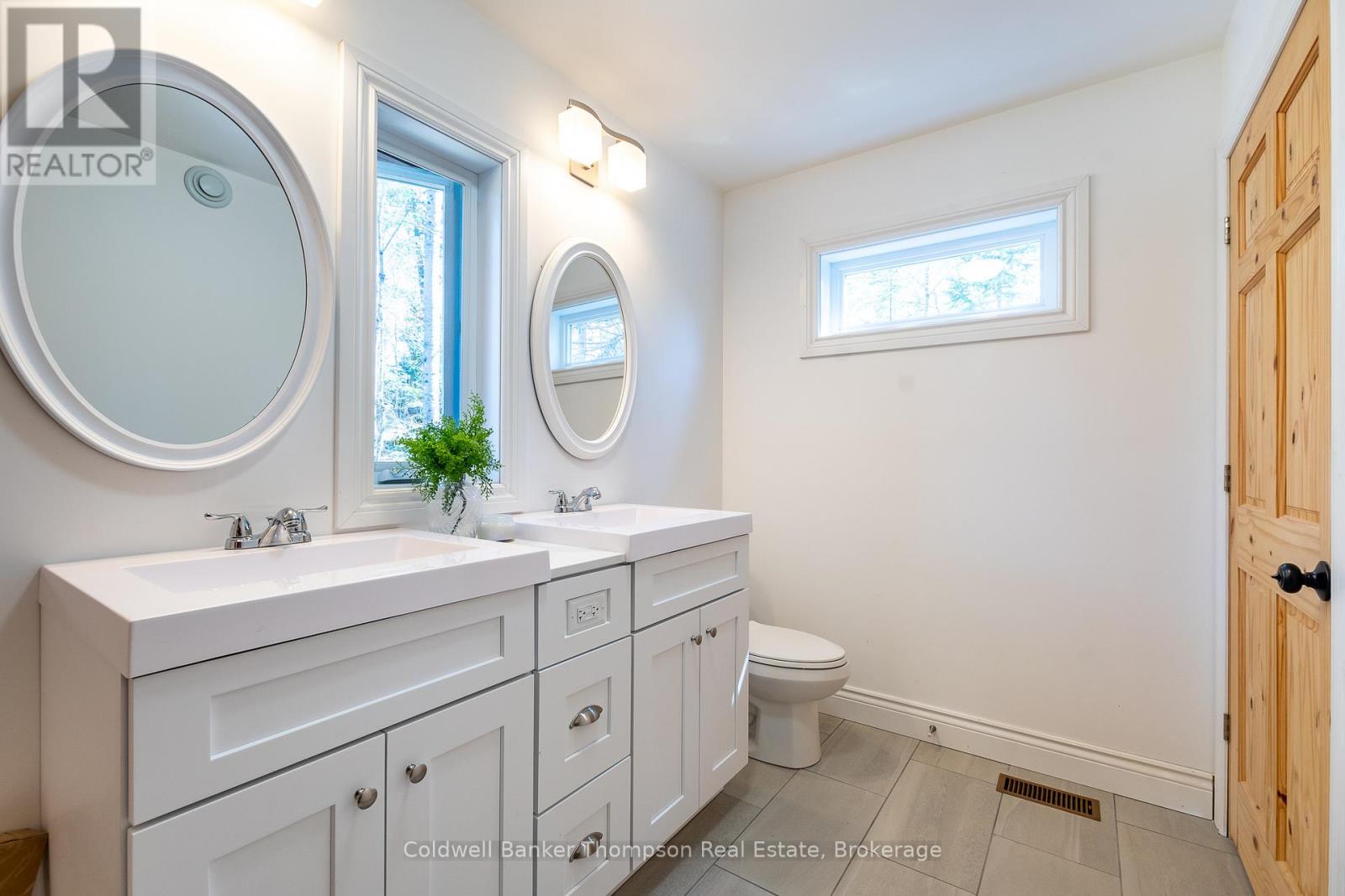 35 Audrey Smith Road, Magnetawan, Ontario P0A 1C0 - Photo 21 - X12830378