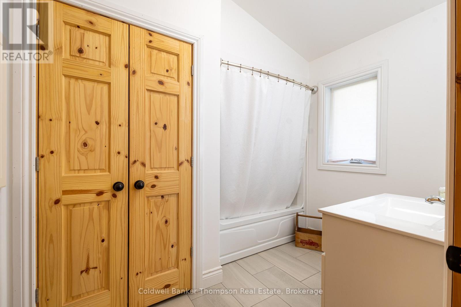 35 Audrey Smith Road, Magnetawan, Ontario P0A 1C0 - Photo 23 - X12830378