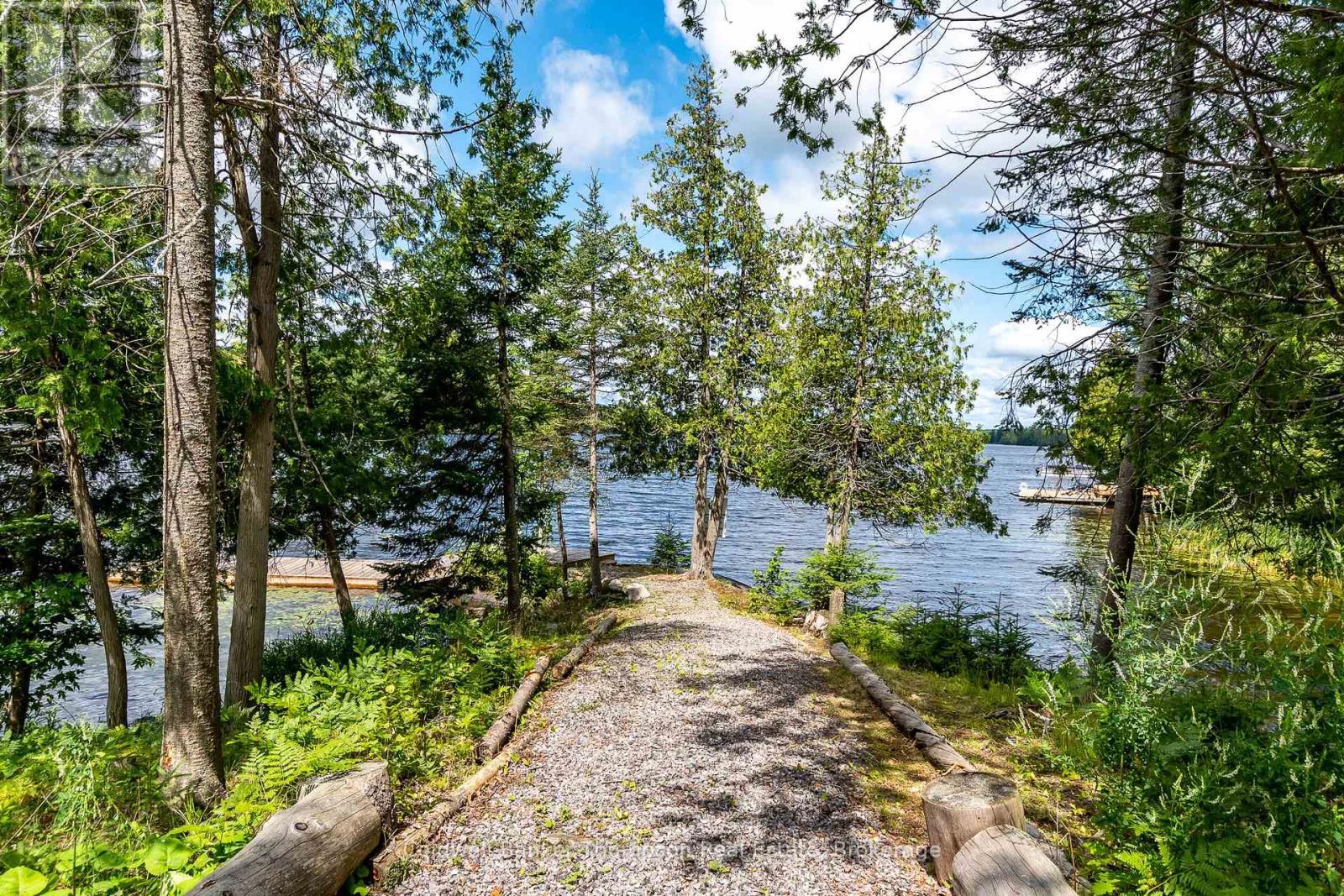 35 Audrey Smith Road, Magnetawan, Ontario P0A 1C0 - Photo 40 - X12830378