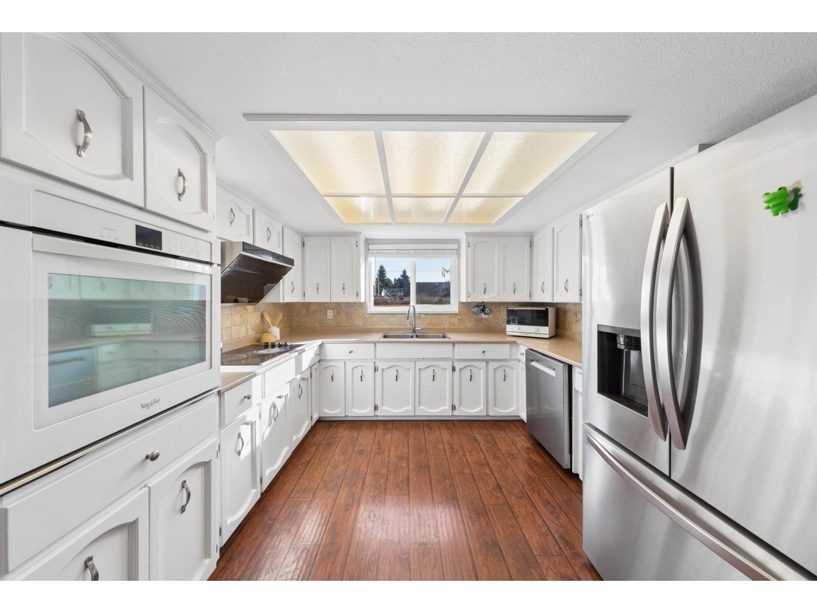 15440 95a Avenue, Surrey, British Columbia  V3R 7S7 - Photo 10 - R3091969