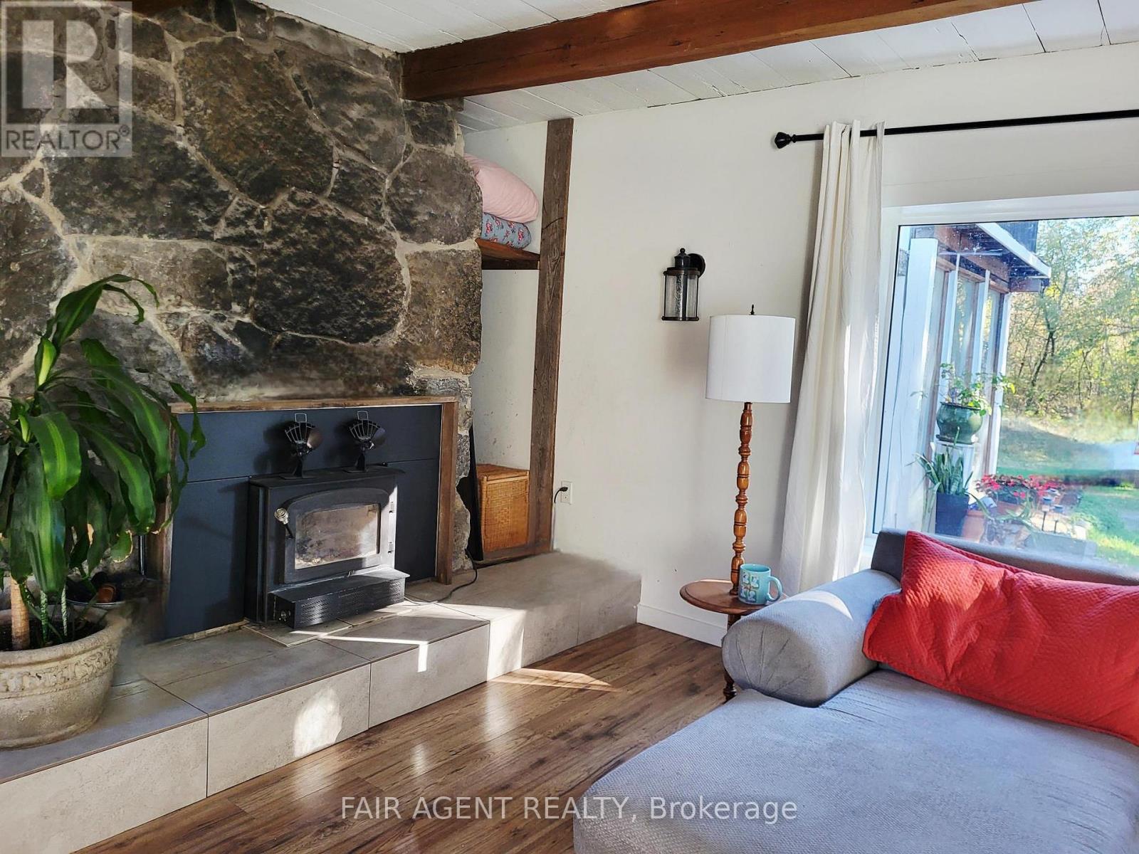 591 Concession 4 Road, Alfred And Plantagenet, Ontario  K0B 1L0 - Photo 17 - X12830366