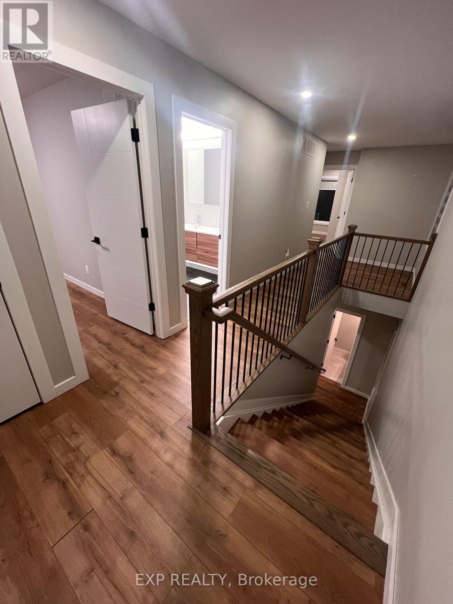 A - 1371 Maxime Street, Ottawa, Ontario  K1B 3L2 - Photo 10 - X12755932