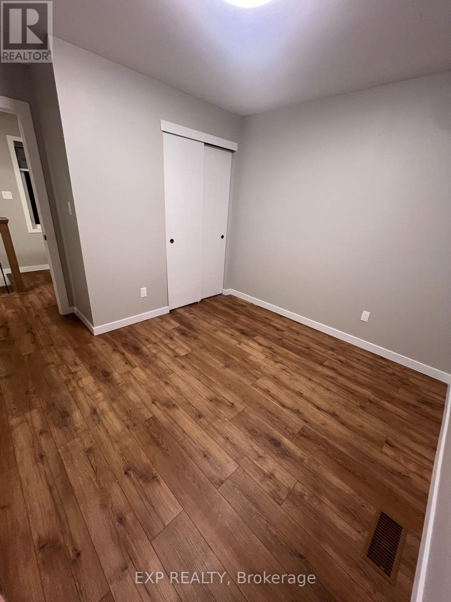 A - 1371 Maxime Street, Ottawa, Ontario  K1B 3L2 - Photo 12 - X12755932