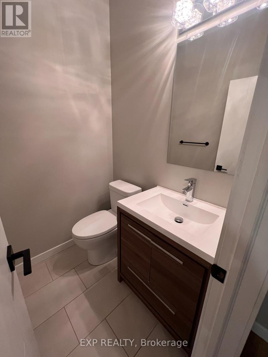 A - 1371 Maxime Street, Ottawa, Ontario  K1B 3L2 - Photo 8 - X12755932