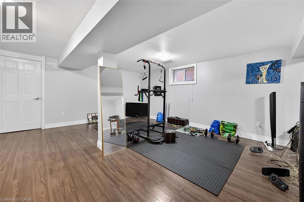 28 Tara Court, Hamilton, Ontario  L8K 6E6 - Photo 41 - 40808435